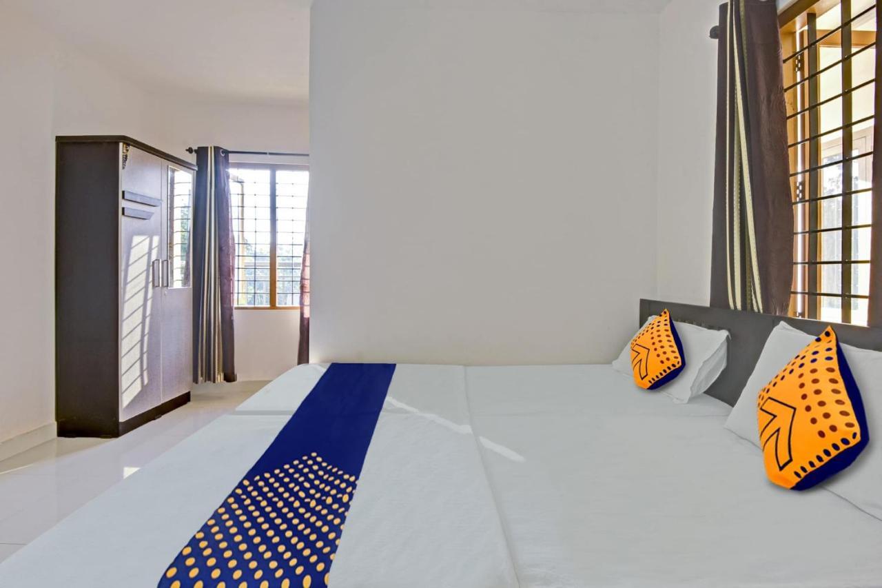Hotel O Royal Residency Erattupetta Extérieur photo