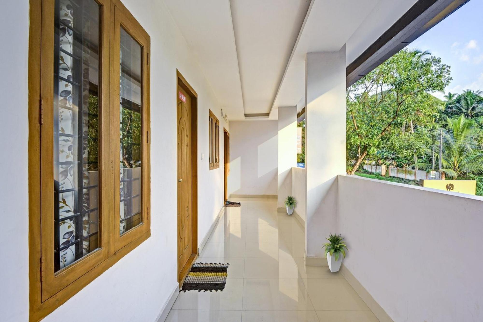 Hotel O Royal Residency Erattupetta Extérieur photo